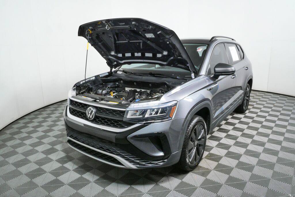 Certified 2023 Volkswagen Taos S FWD image 29
