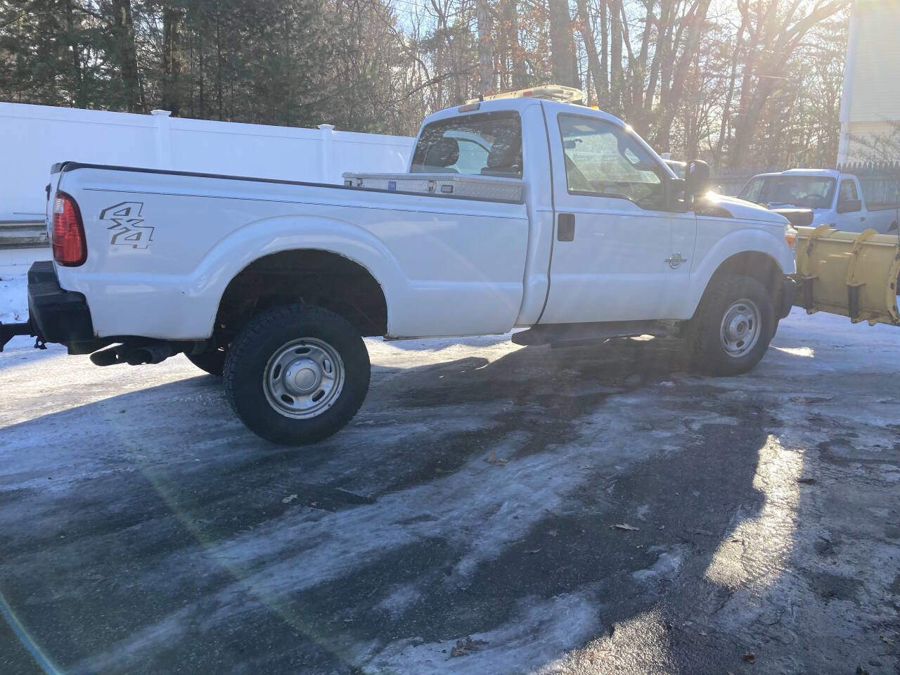 Used 2011 Ford F350 XL w/ Snow Plow Prep Pkg image 5