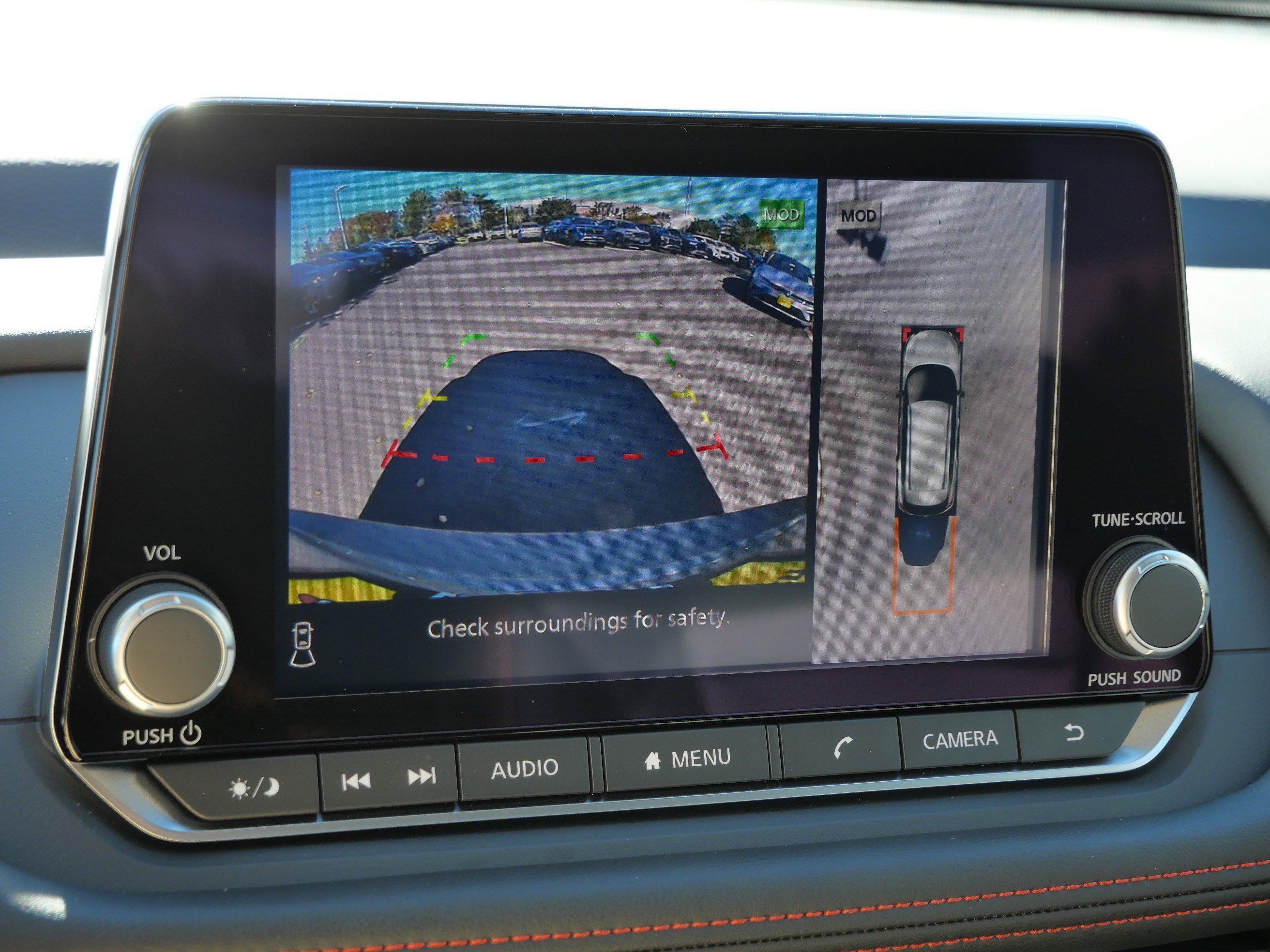 Used 2025 Nissan Rogue SV image 33