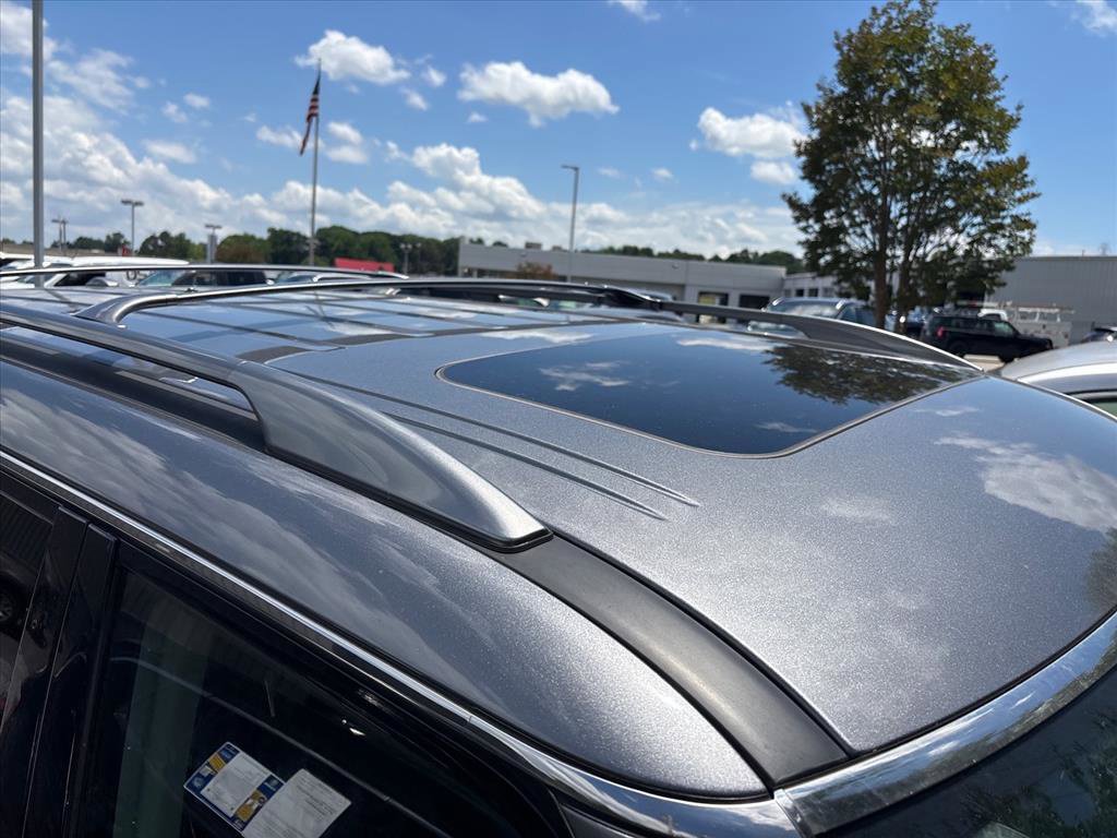 Used 2023 Nissan Armada SL w/ Cargo Package RWD image 16