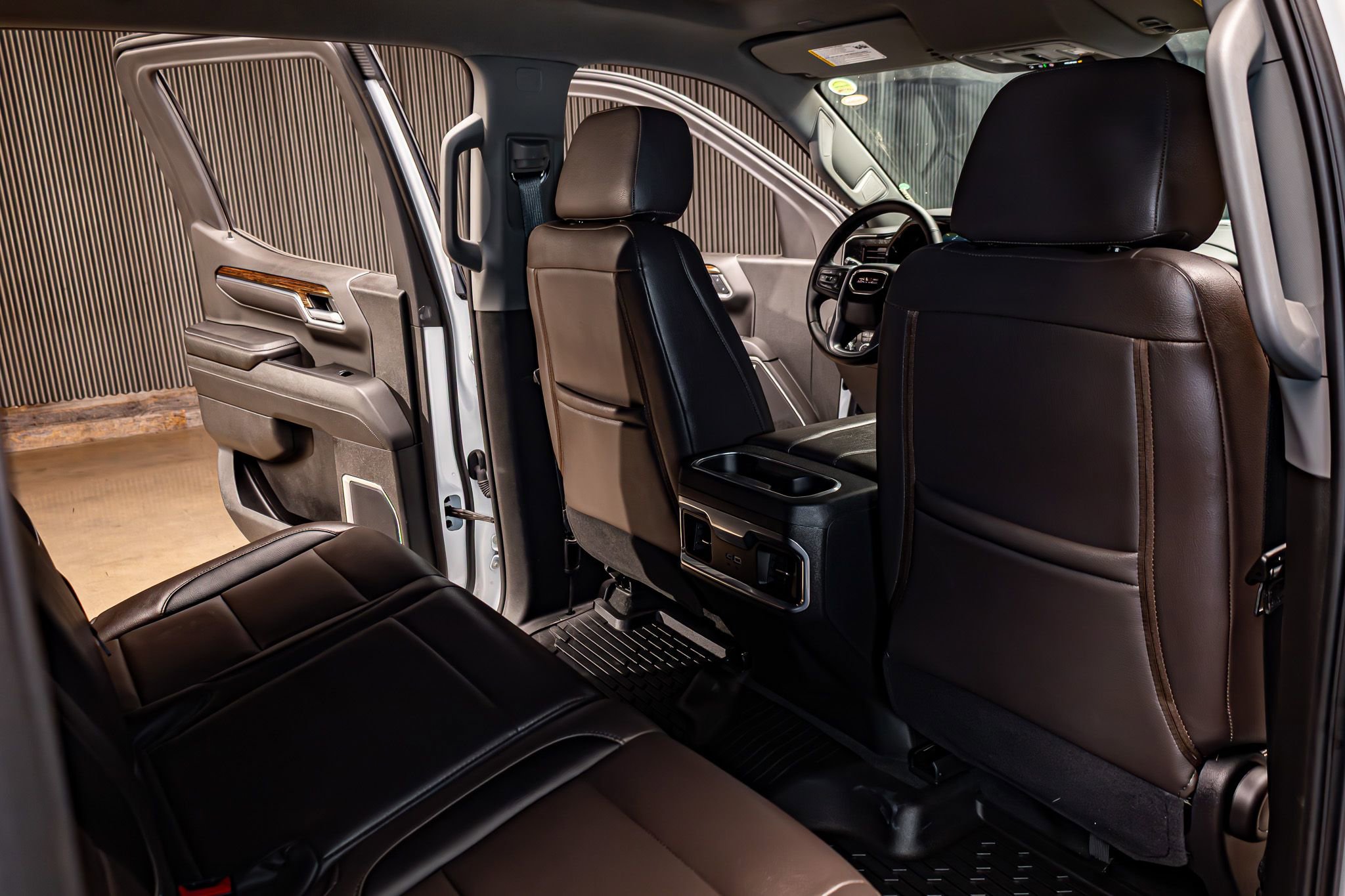 Used 2025 GMC Sierra 1500 Elevation w/ Preferred Package image 26