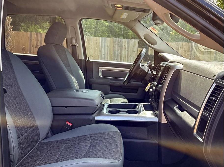 Used 2017 RAM 2500 Lone Star w/ Black Appearance Group AWD/4WD image 24