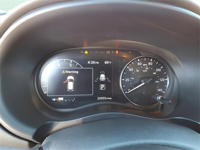 Used 2023 Nissan Kicks SR image 13