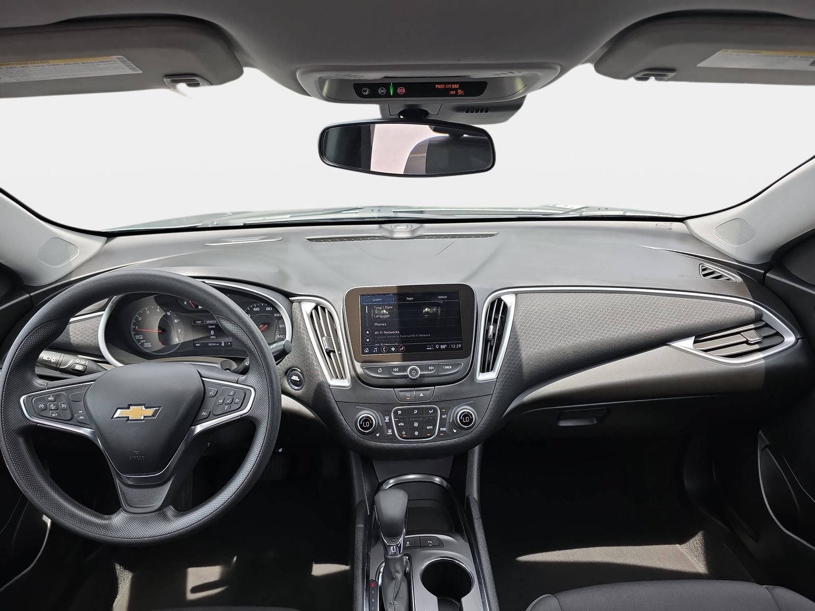 Used 2024 Chevrolet Malibu LT FWD image 9