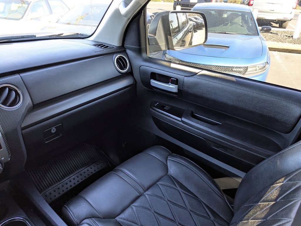 Used 2017 Toyota Tundra SR5 image 18