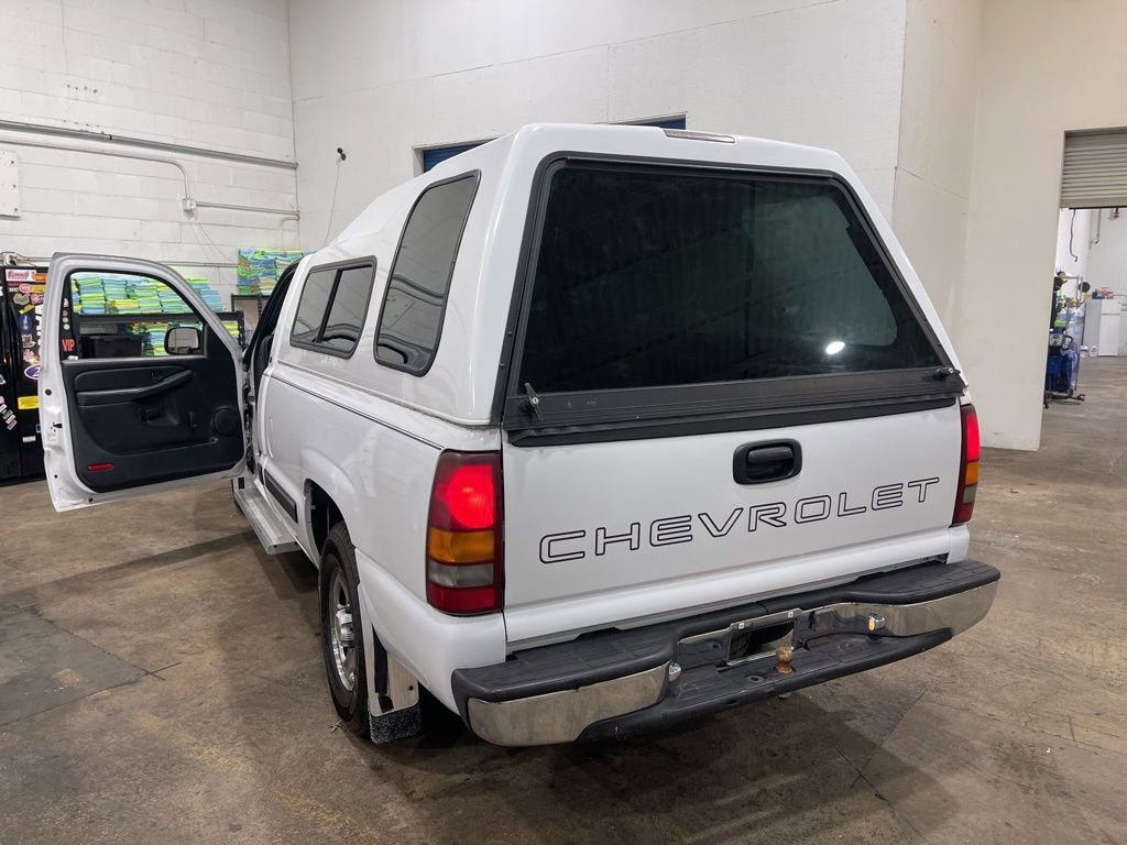 Used 2000 Chevrolet Silverado 1500 Base w/ Exterior Appearance Pkg image 23