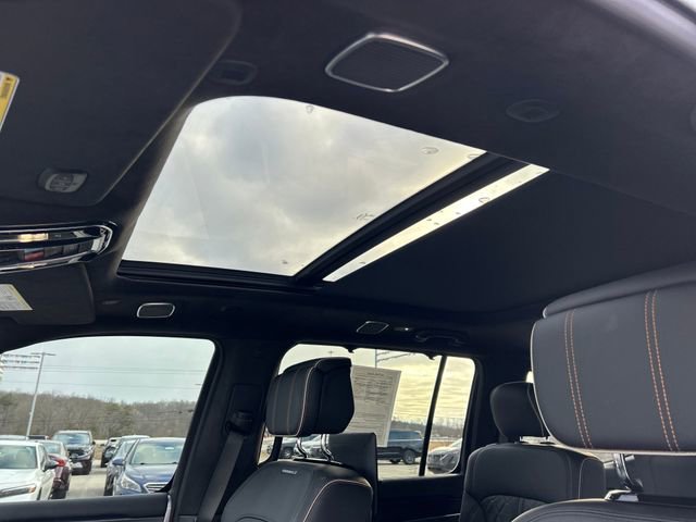 Used 2024 Jeep Grand Wagoneer Series III w/ Rear Seat Video Group 1 image 35