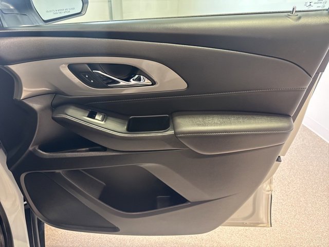 Certified 2023 Chevrolet Traverse LT image 14