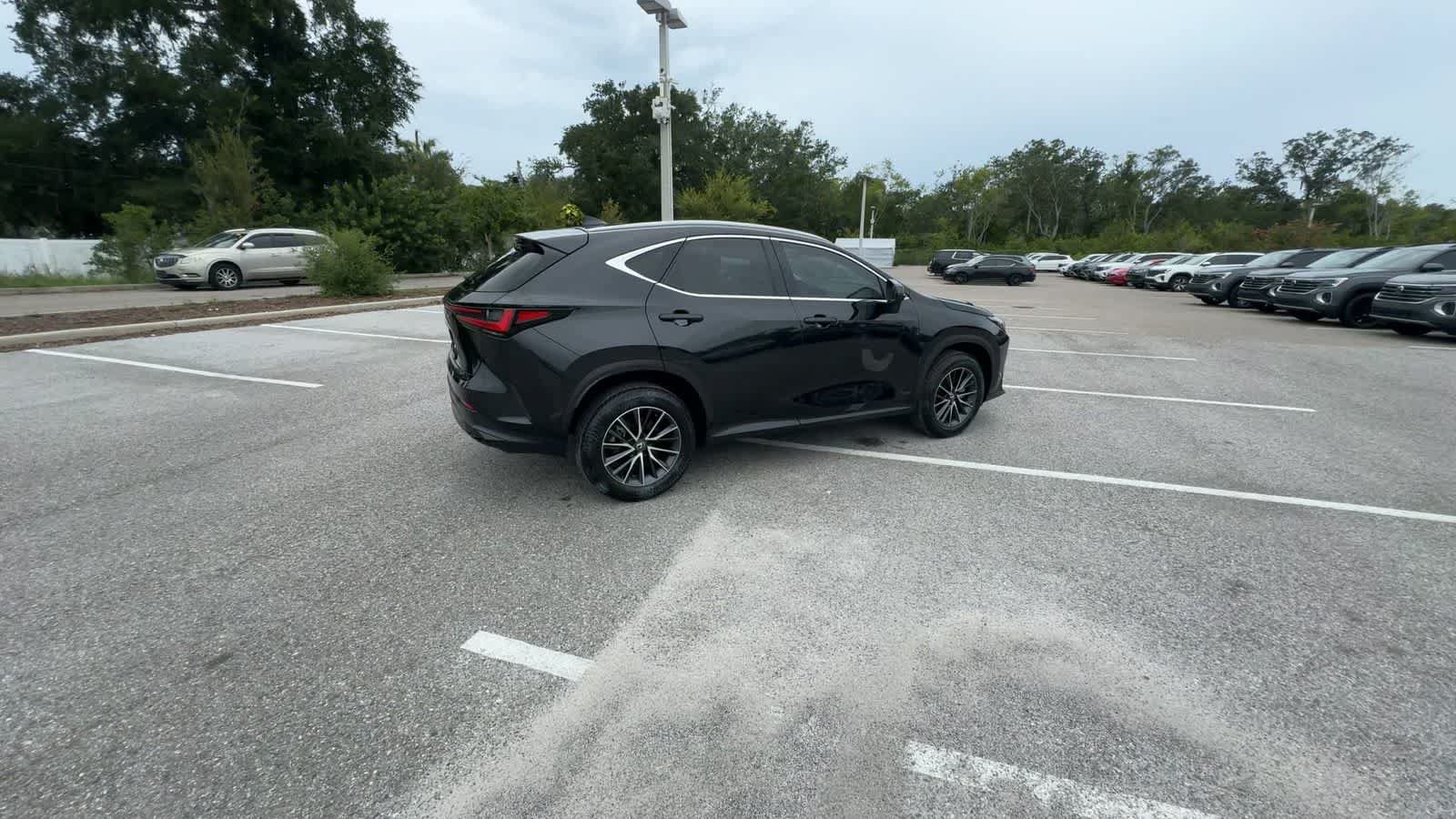 Used 2025 Lexus NX 250 FWD w/ Accessory Package (Z1) image 8