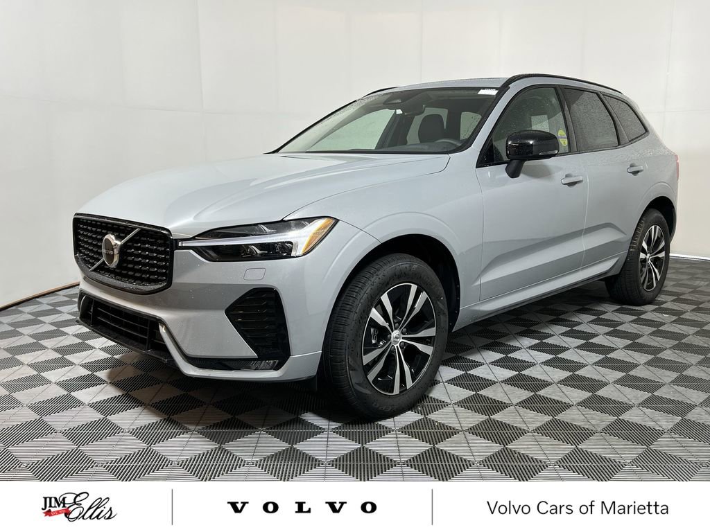 New 2025 Volvo XC60 B5 Core w/ Climate Package image 4