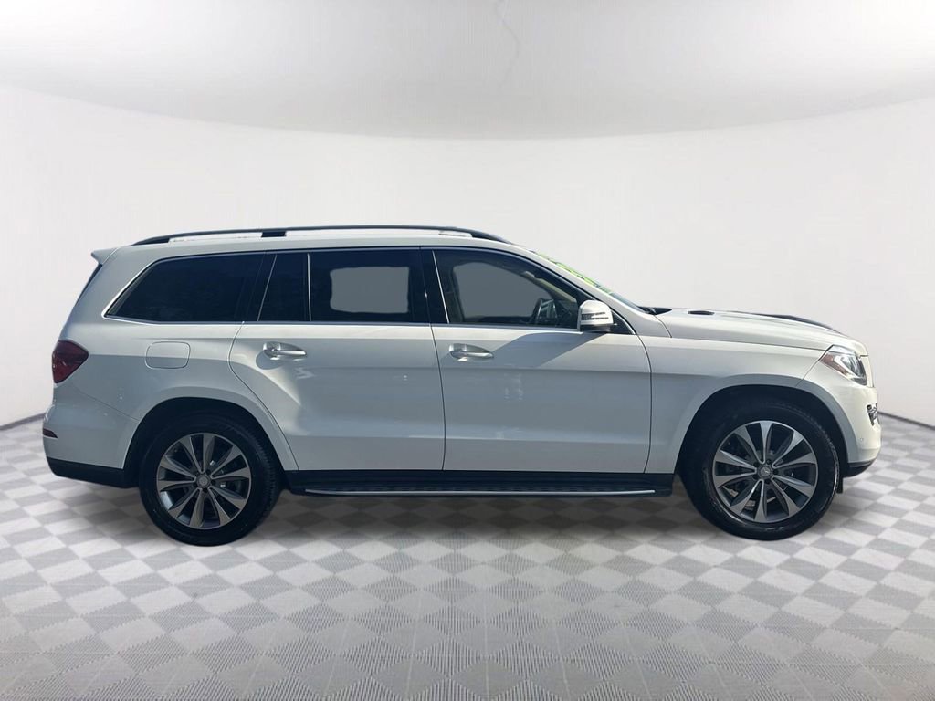 Used 2016 Mercedes-Benz GL 450 4MATIC image 4