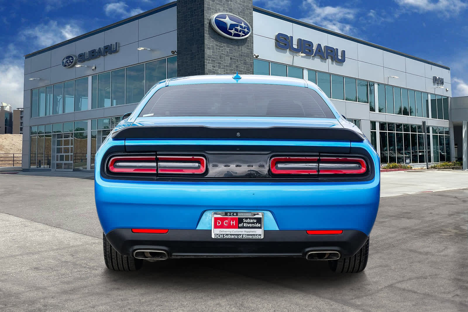 Used 2023 Dodge Challenger SXT w/ Blacktop Package RWD image 5