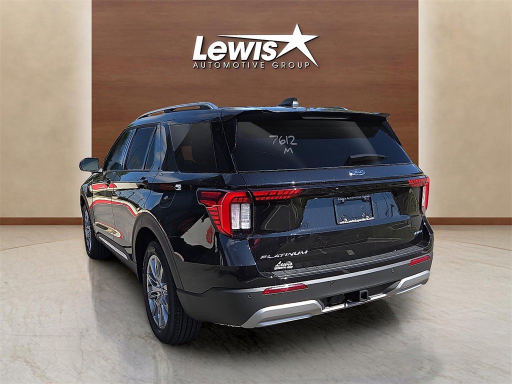 Used 2025 Ford Explorer Platinum image 4