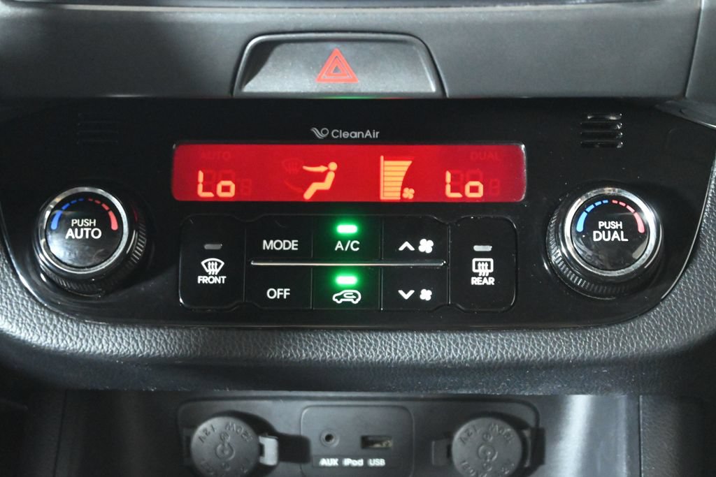 Used 2011 Kia Sportage SX w/ Premium Pkg w/Color Pkg AWD/4WD image 22