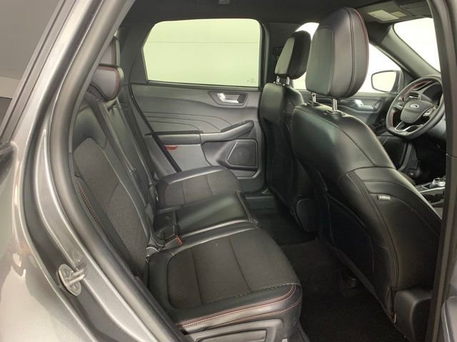 Used 2025 Ford Escape ST-Line AWD/4WD image 27