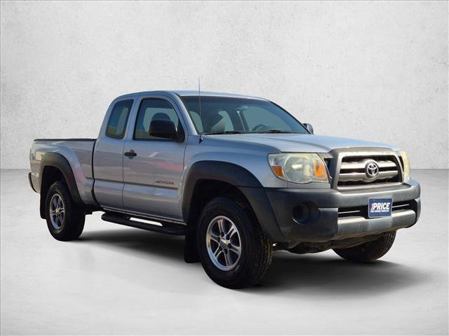 Used 2010 Toyota Tacoma PreRunner RWD image 3