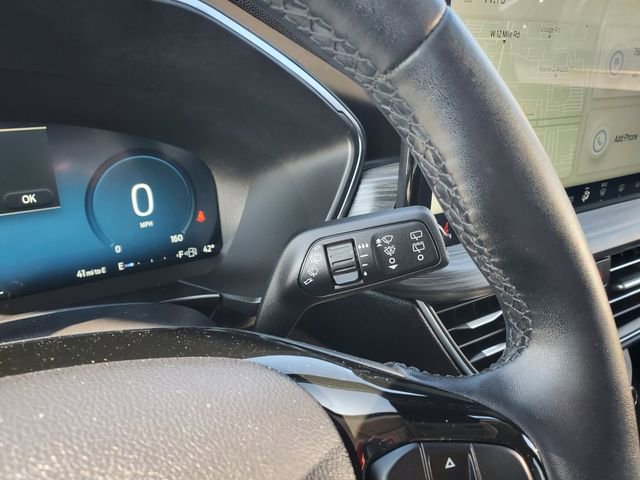 Used 2024 Ford Escape Platinum w/ Premium Technology Package image 16