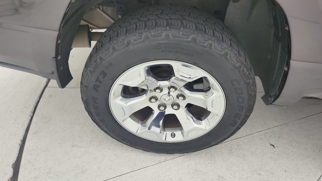 Used 2019 RAM 1500 Big Horn RWD image 27
