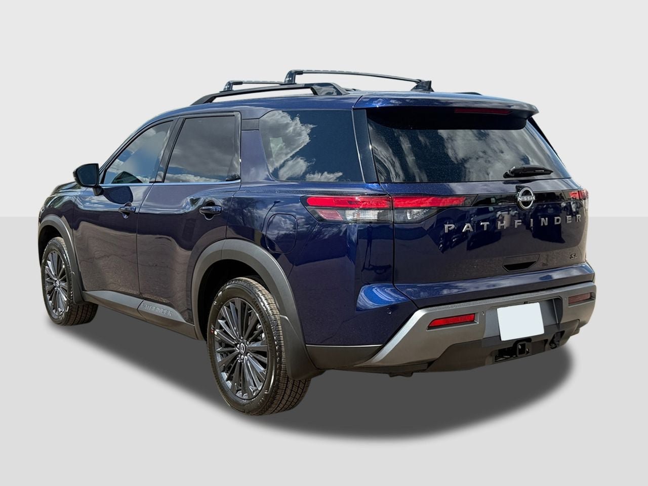 New 2026 Nissan Pathfinder SL w/ SL Premium Package (P04) FWD image 3