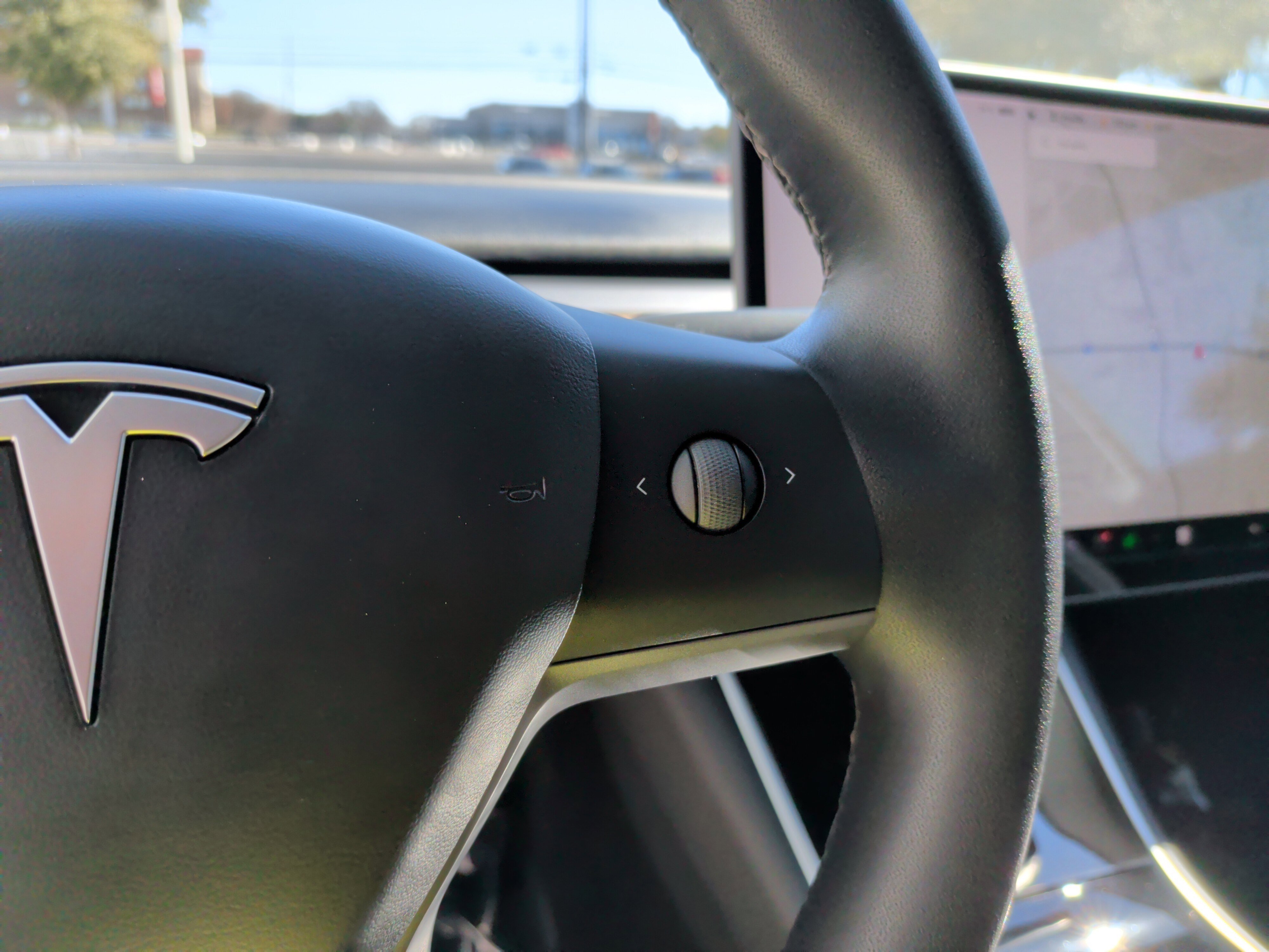 Used 2020 Tesla Model 3 Standard Range image 18