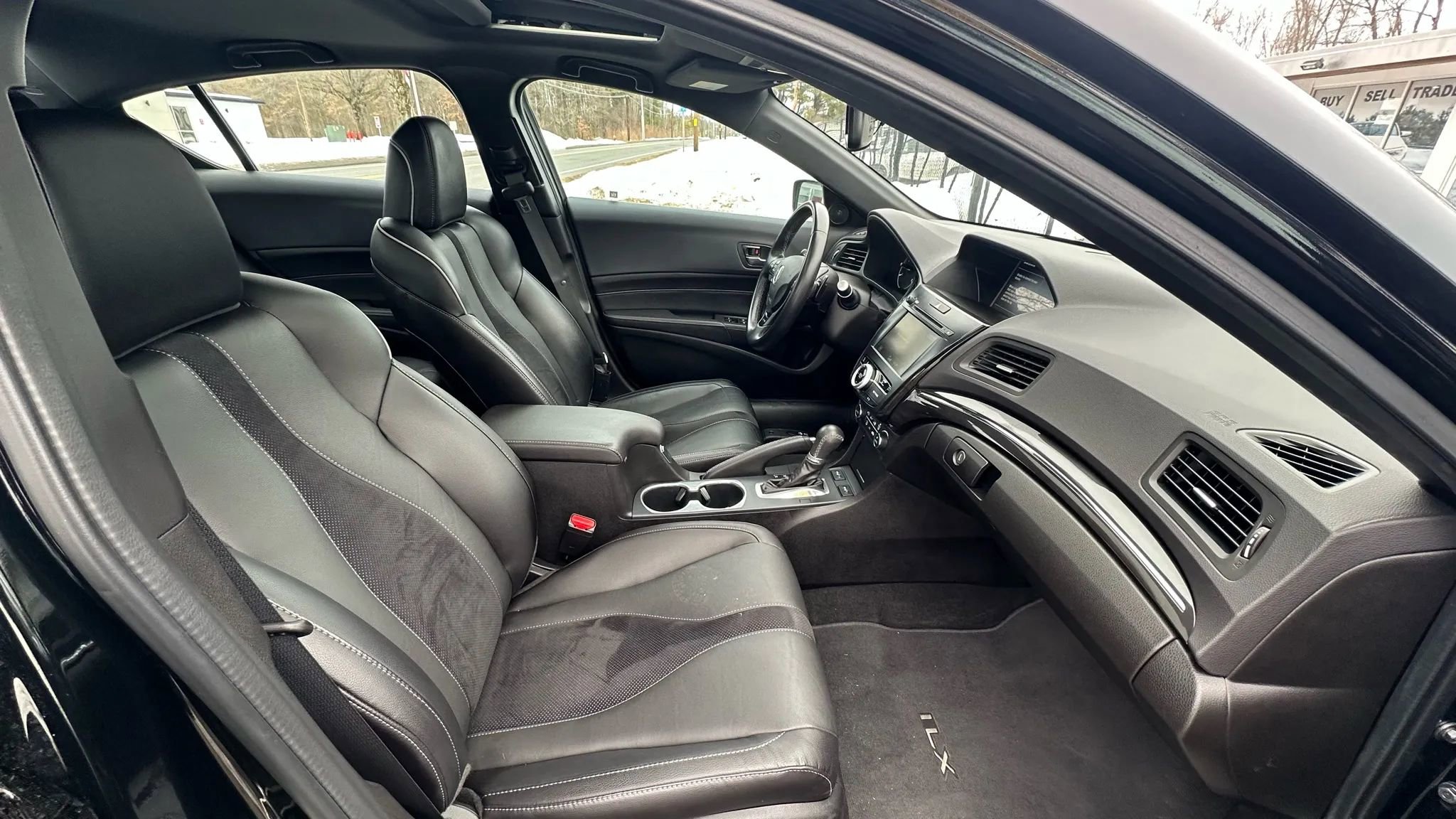 Used 2020 Acura ILX FWD image 31