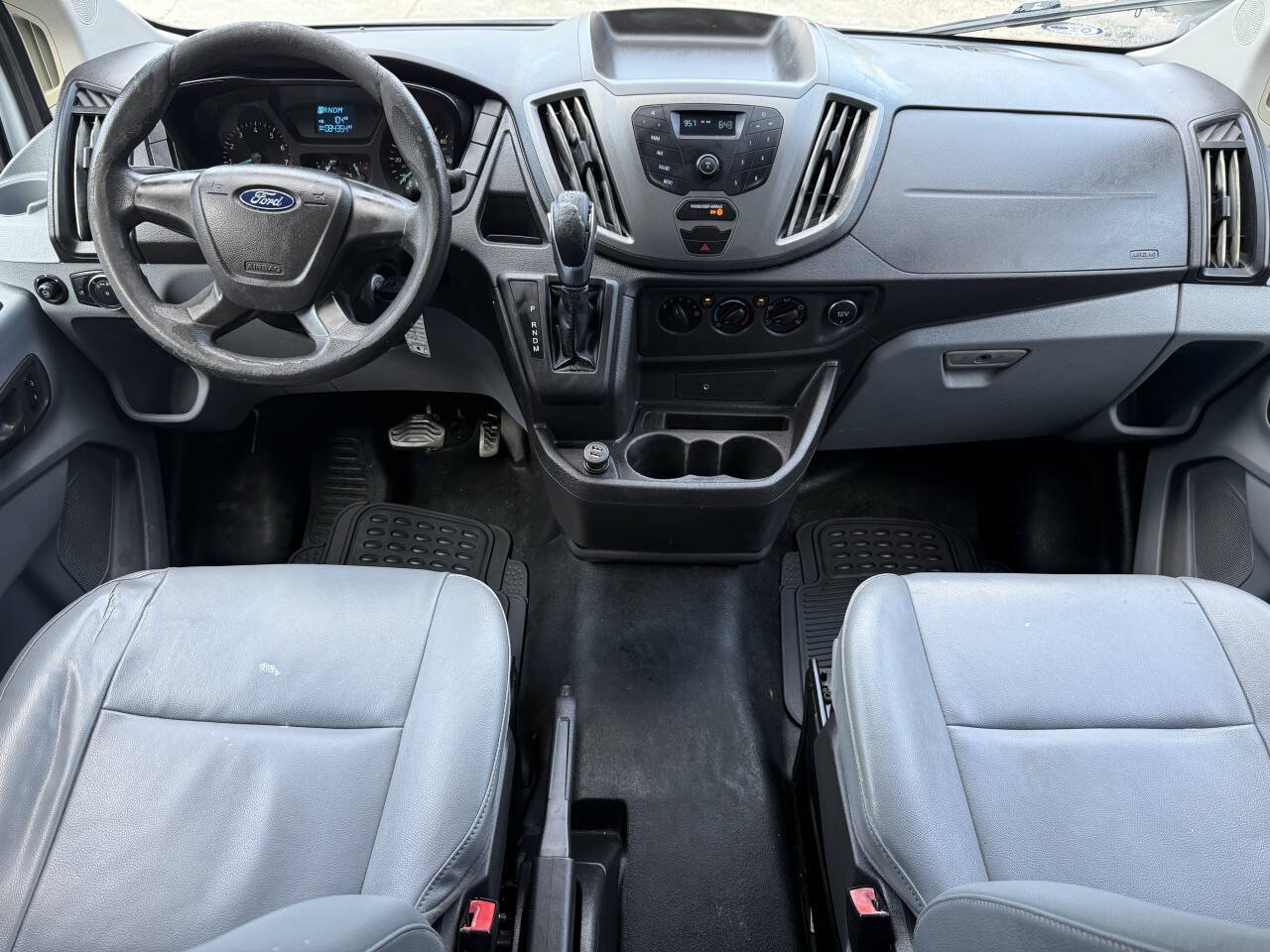 Used 2019 Ford Transit 250 148 Low Roof RWD image 7