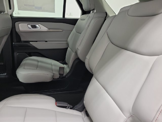New 2026 Ford Explorer Active w/ Active Comfort Package AWD/4WD image 12