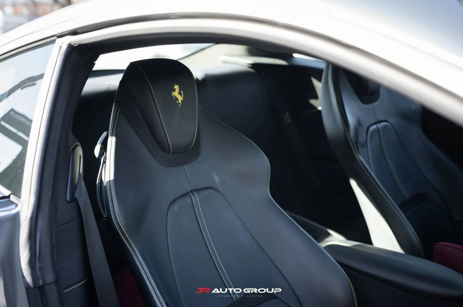 Used 2021 Ferrari Roma image 3