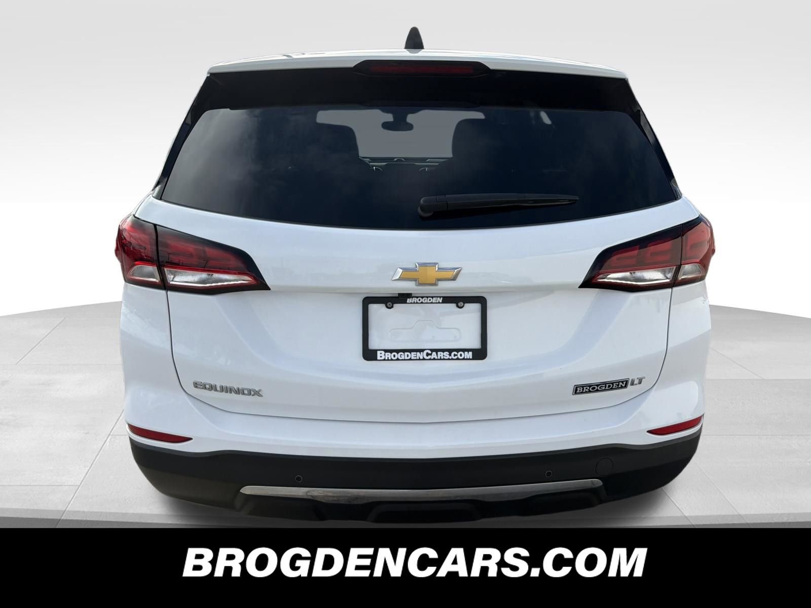 Used 2024 Chevrolet Equinox LT w/ LPO, Floor Liner Package image 7