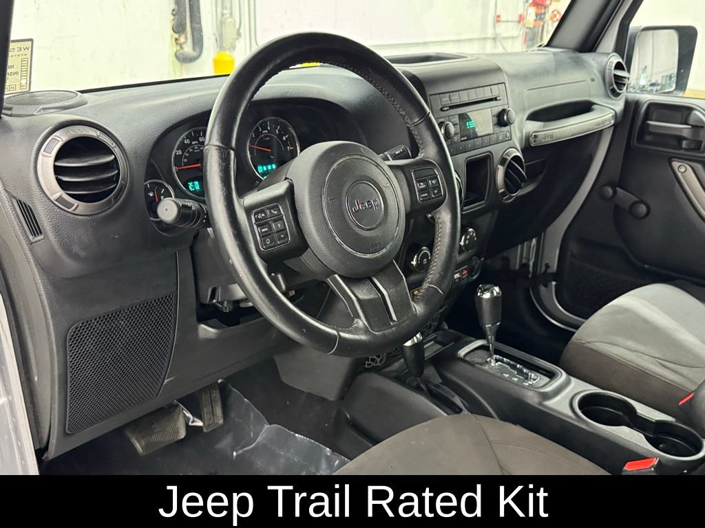 Used 2018 Jeep Wrangler Sport AWD/4WD image 18