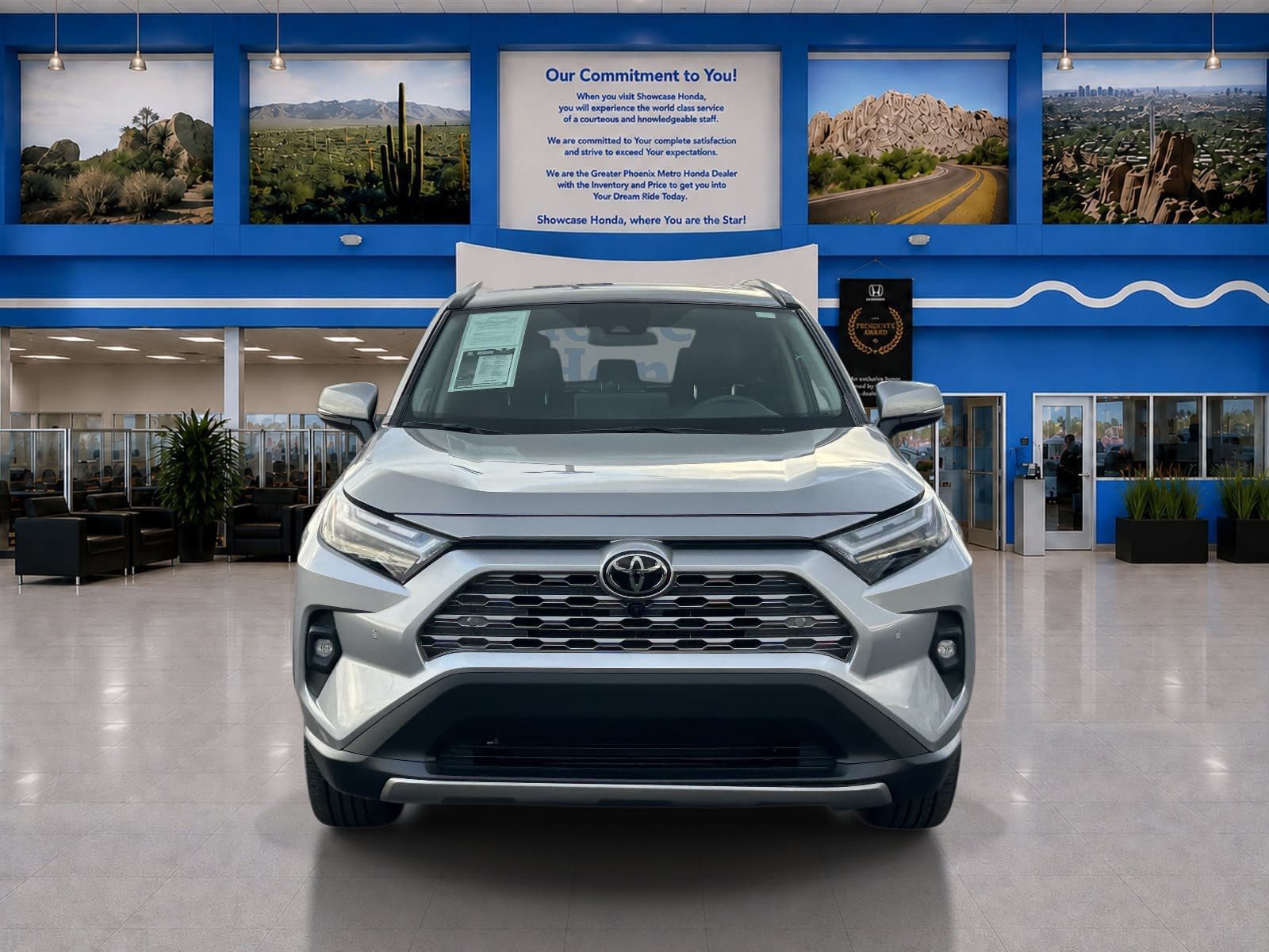 Used 2025 Toyota RAV4 Limited w/ Advanced Technology Package FWD image 5