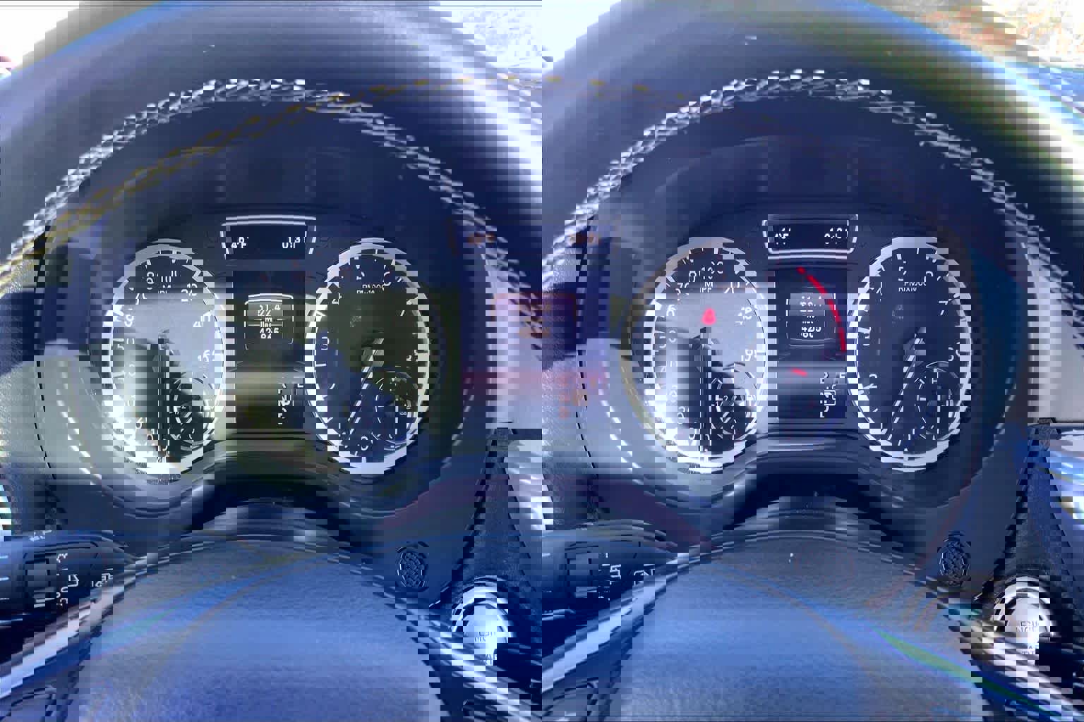 Used 2018 INFINITI QX30 Premium w/ Cargo Package image 25