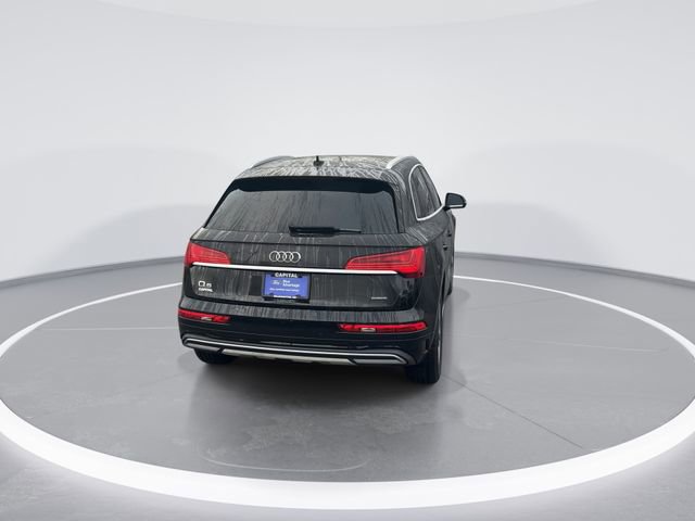 Used 2023 Audi Q5 2.0T Premium w/ Convenience Package image 6
