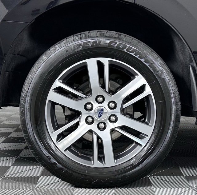 Used 2024 Ford Expedition Limited image 11