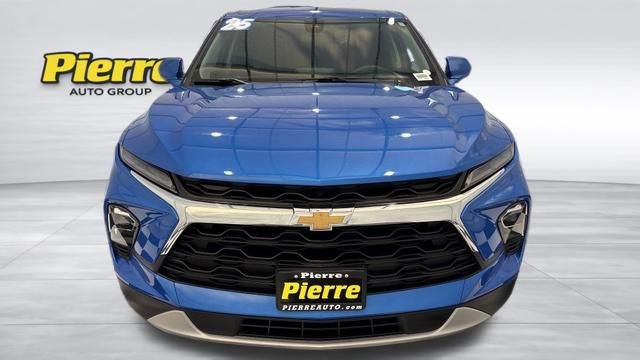 Used 2025 Chevrolet Blazer LT AWD/4WD image 9