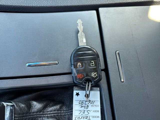 Used 2012 Ford Taurus SEL FWD image 28