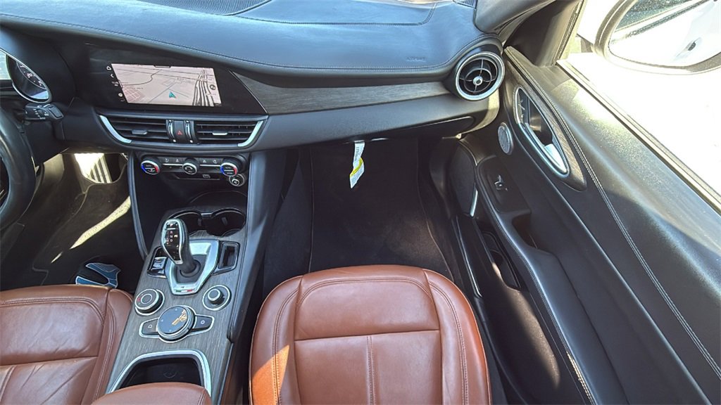 Used 2022 Alfa Romeo Giulia Ti image 29