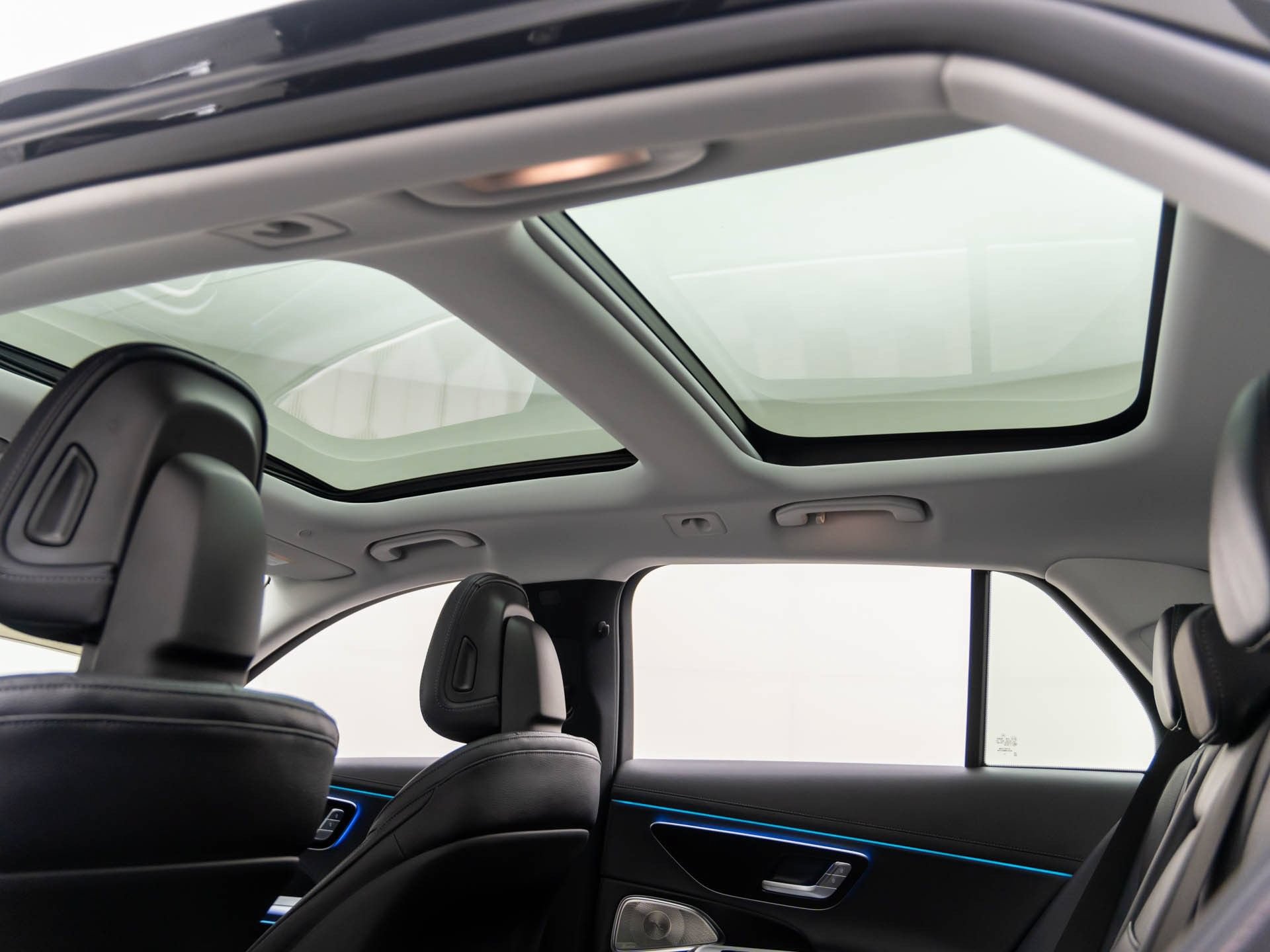 Certified 2025 Mercedes-Benz E 450 4MATIC All-Terrain Wagon image 18