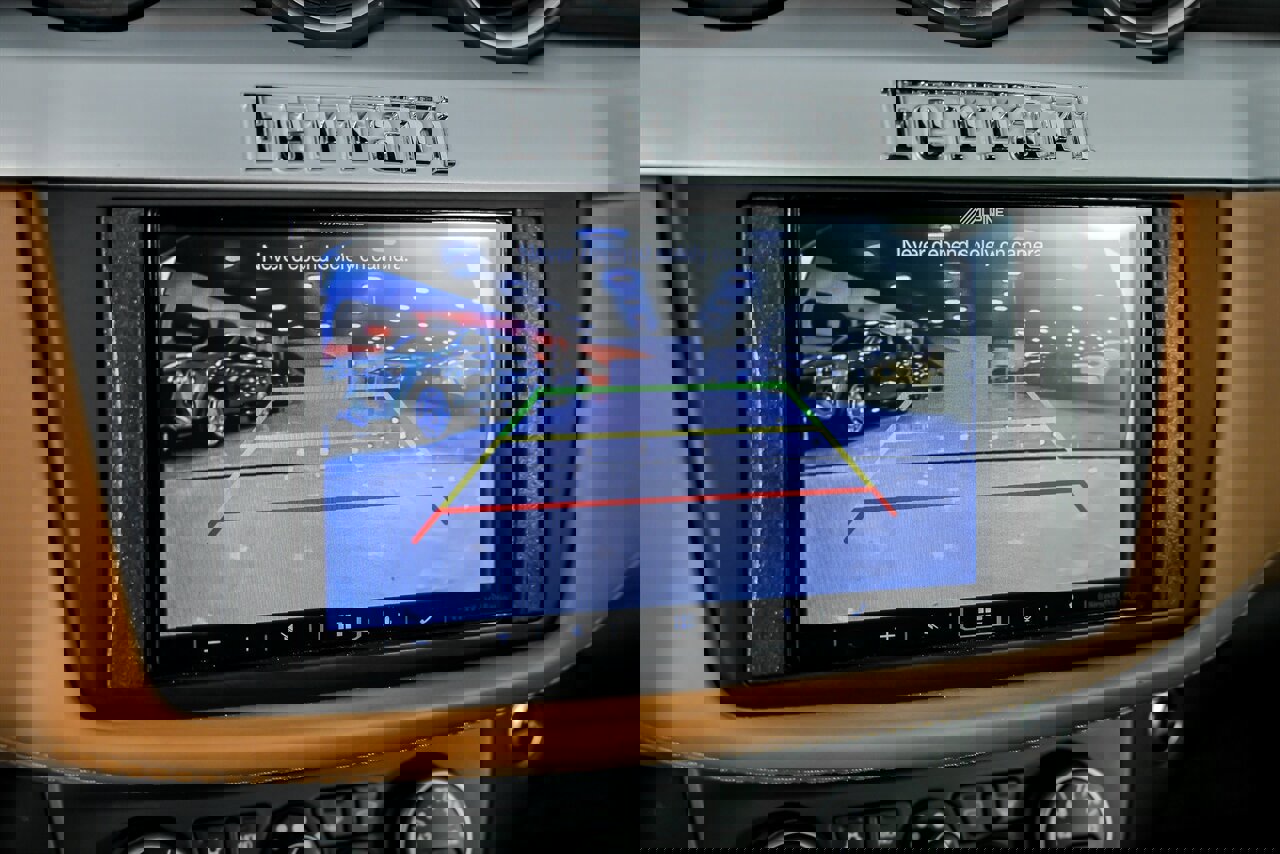 Used 2012 Ferrari FF image 32