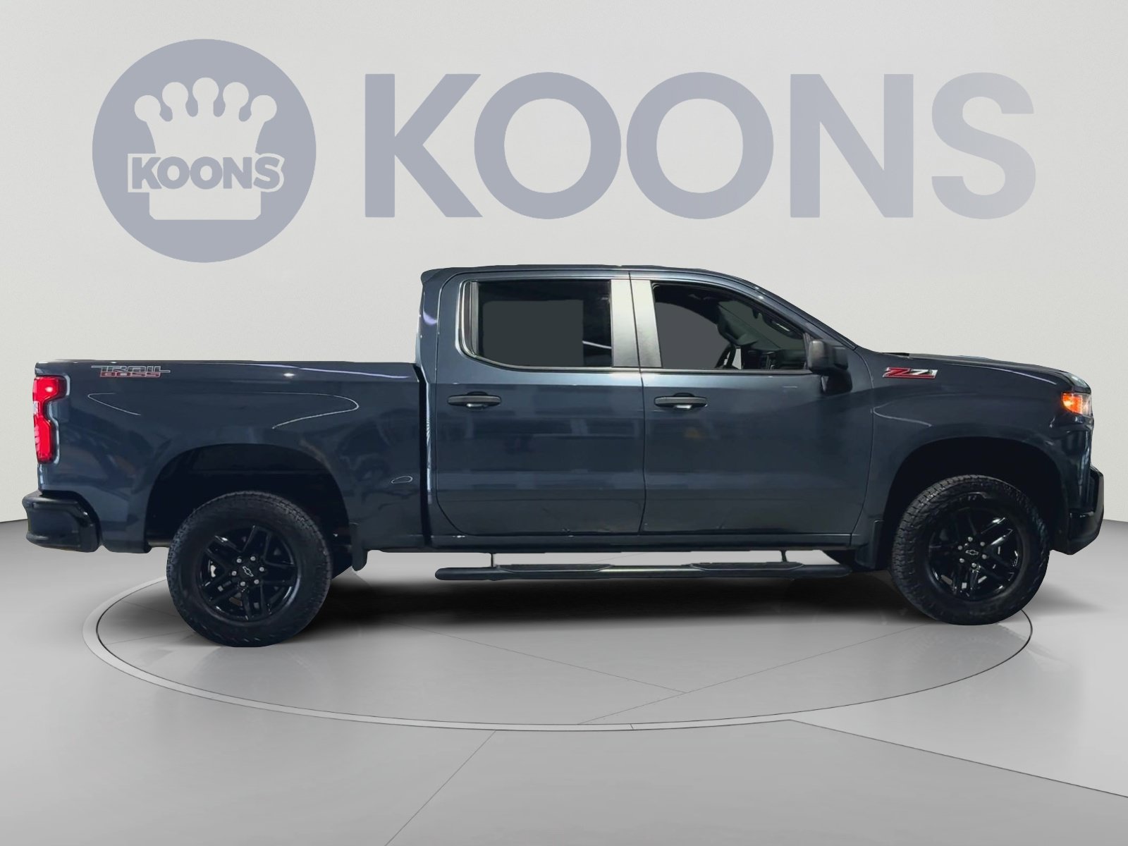 Used 2021 Chevrolet Silverado 1500 Custom Trail Boss w/ Safety Confidence Package AWD/4WD image 2