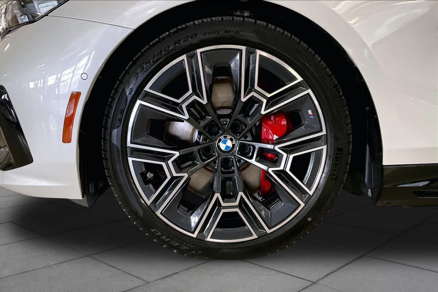 New 2026 BMW i5 M60 w/ Executive Package AWD/4WD image 11