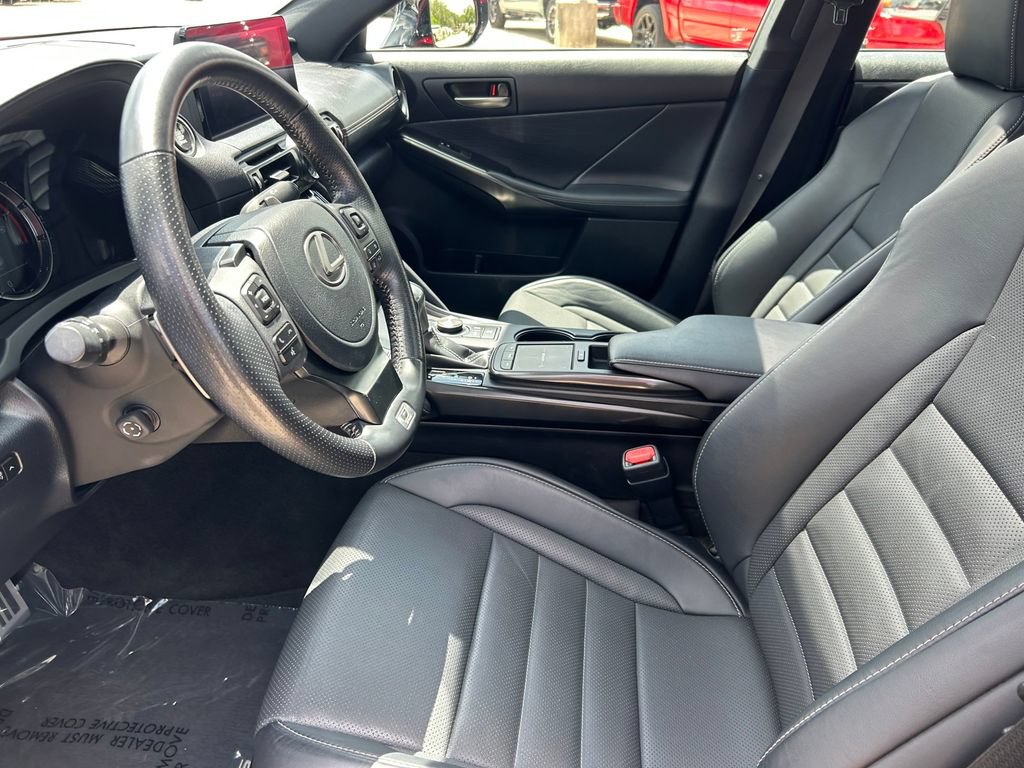 Used 2023 Lexus IS 500 RWD image 11