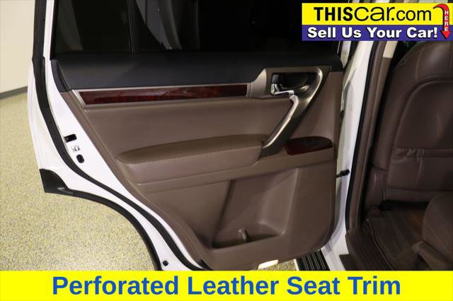 Used 2017 Lexus GX 460 image 30