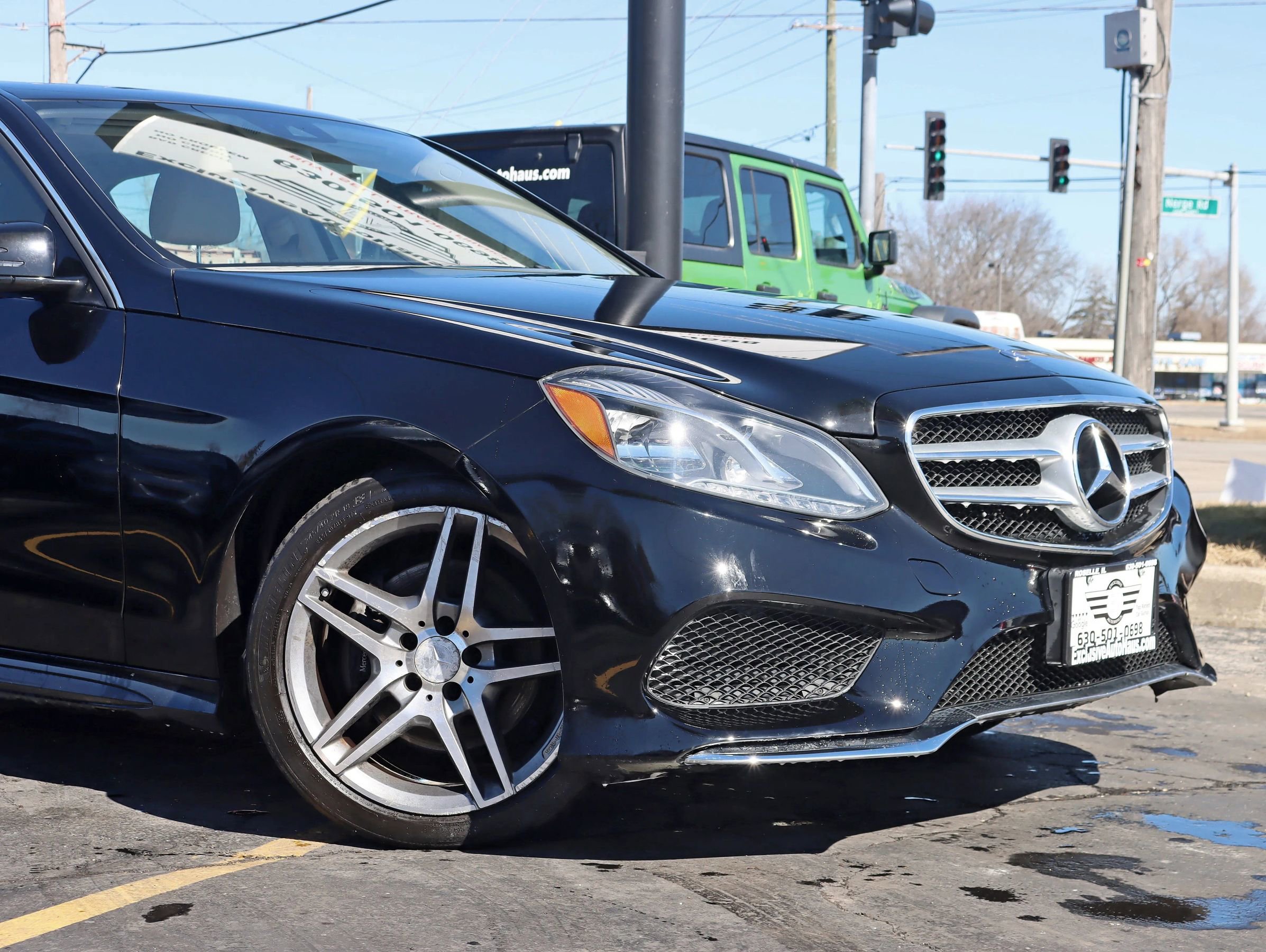 Used 2014 Mercedes-Benz E 350 E 350 4MATIC Sedan 4D image 3