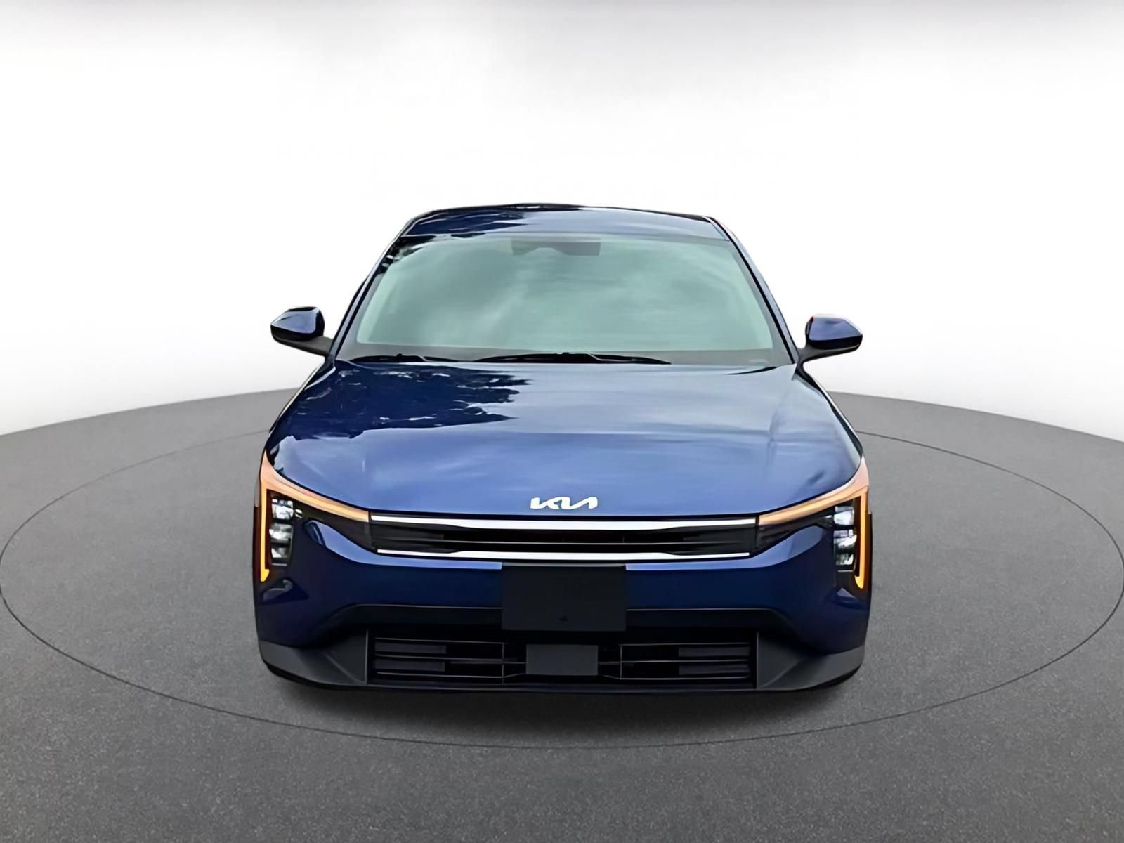 Used 2026 Kia K4 FWD image 3