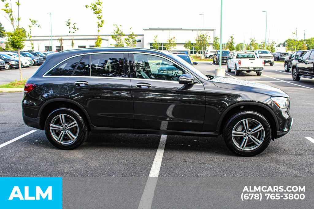 Used 2021 Mercedes-Benz GLC 300 4MATIC w/ Premium Package image 8