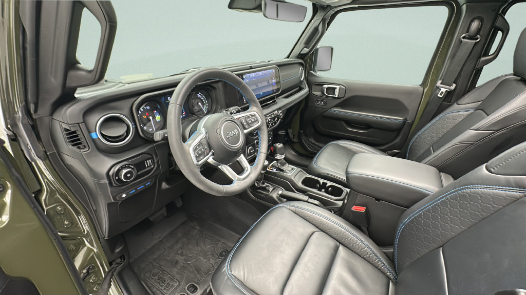 Used 2024 Jeep Wrangler High Altitude AWD/4WD image 12