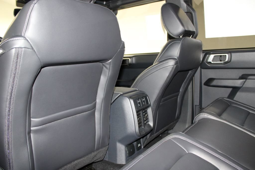 New 2026 Ford Bronco Outer Banks image 25
