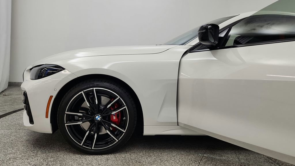 Used 2026 BMW 440i xDrive Coupe w/ Premium Package image 9