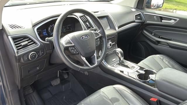 Used 2017 Ford Edge Titanium w/ Equipment Group 302A AWD/4WD image 11